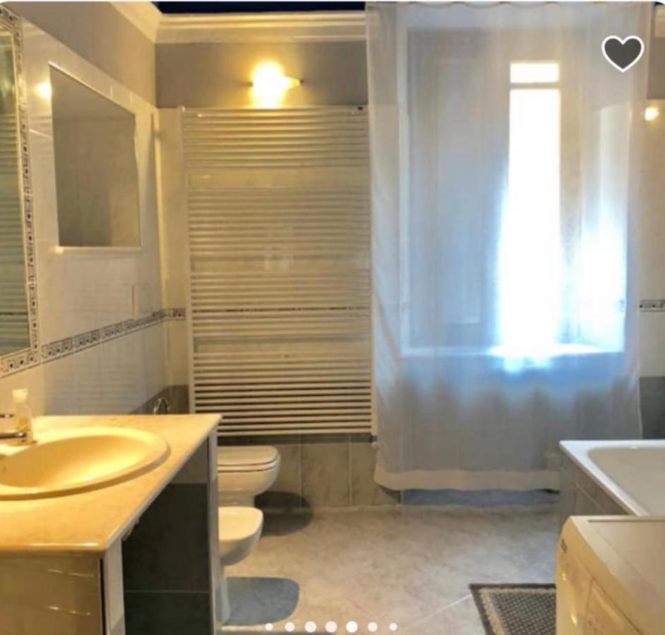 Camera Matrimoniale Privata Con Bagno Interno Vercelli Ngoại thất bức ảnh