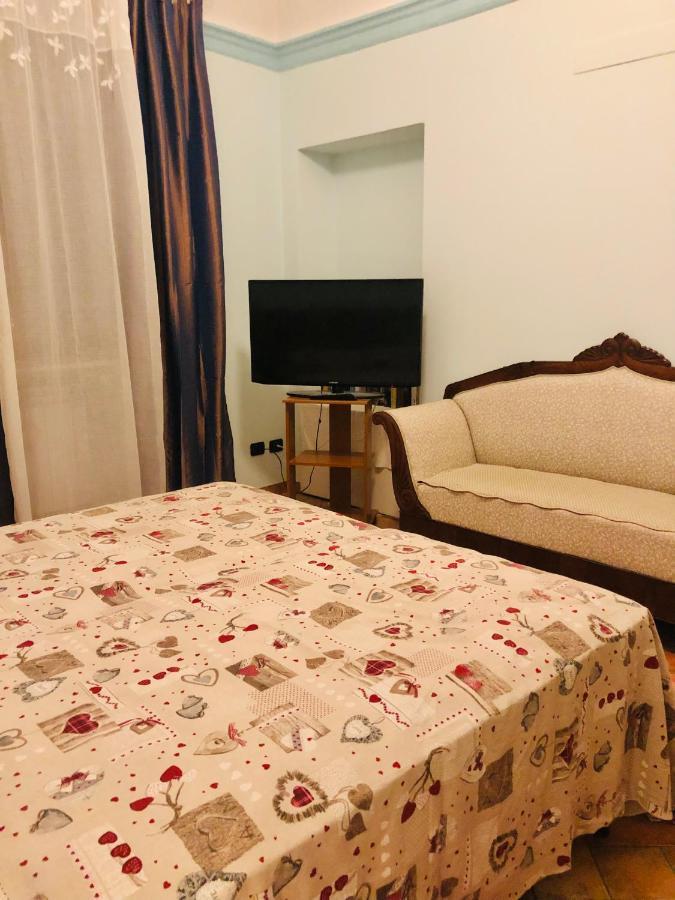 Camera Matrimoniale Privata Con Bagno Interno Vercelli Ngoại thất bức ảnh