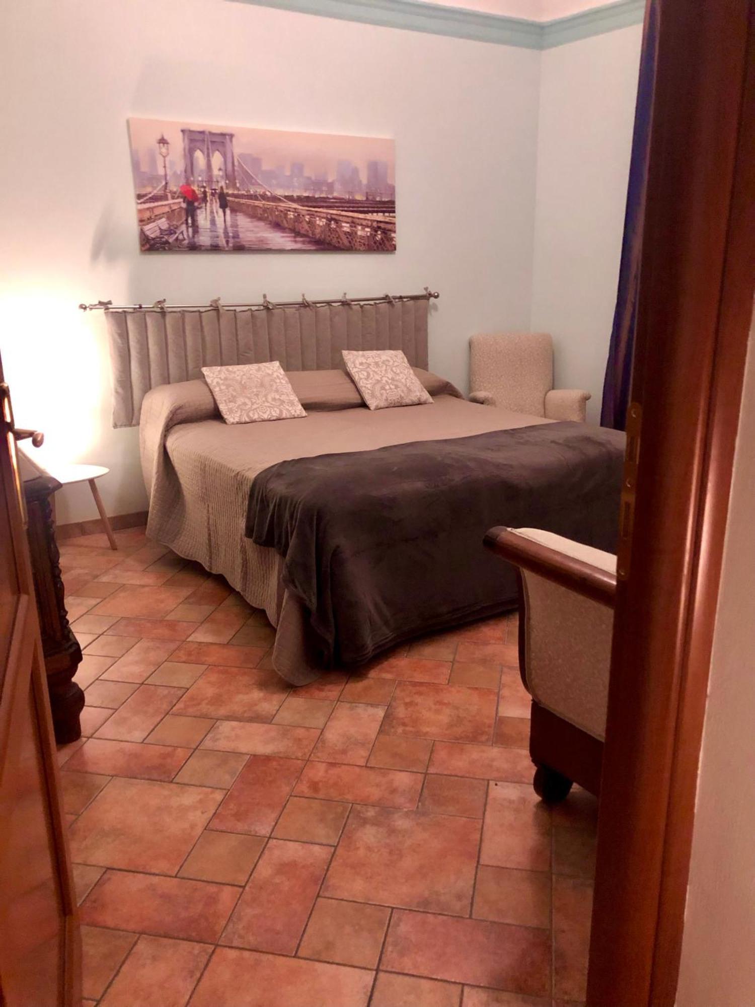 Camera Matrimoniale Privata Con Bagno Interno Vercelli Ngoại thất bức ảnh